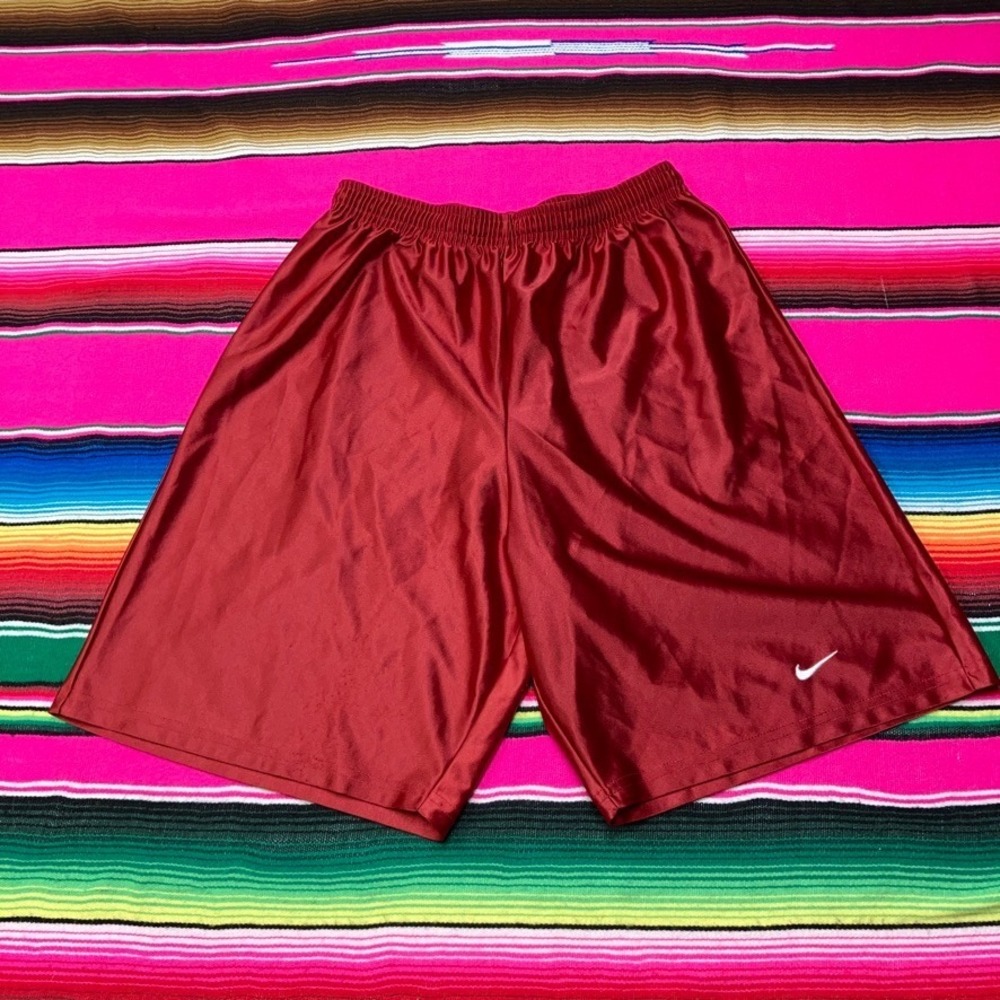 VTG Nike White Tag Basketball Shorts Mens M Red Dazzle Shiny Silky Soft Canada # - Picture 2 of 7